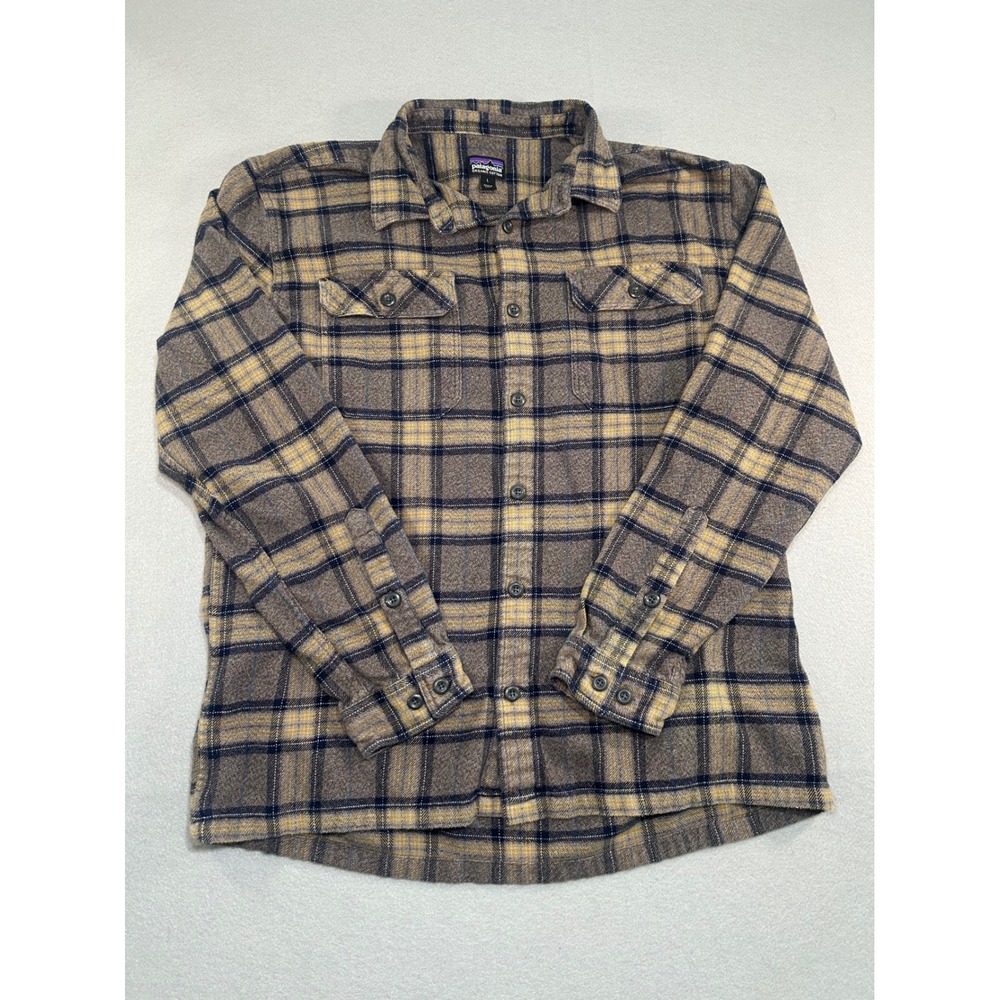Patagonia Flannel Shirt Men Large Grey Yellow Plaid Organic Cotton Button Down